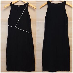 {S} WORTH New York Contrast Lines Wool Dress